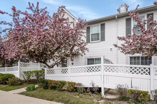 Farmington Hills, MI 48336,22241 ATLANTIC POINTE