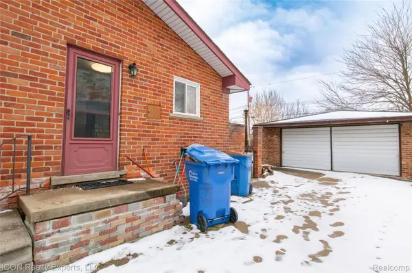 Warren, MI 48091,23917 Grunalt AVE