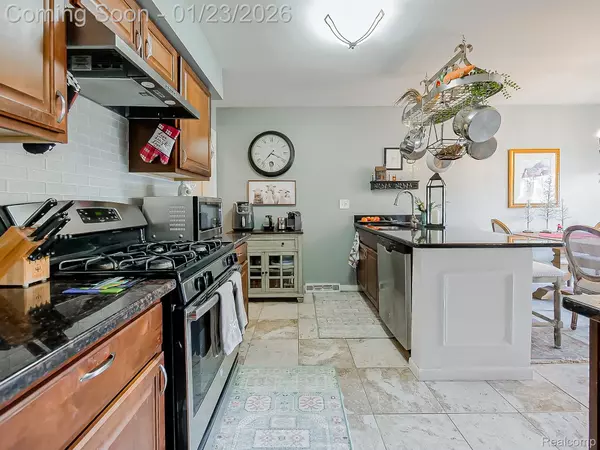 Royal Oak, MI 48073,3716 Mark Orr RD