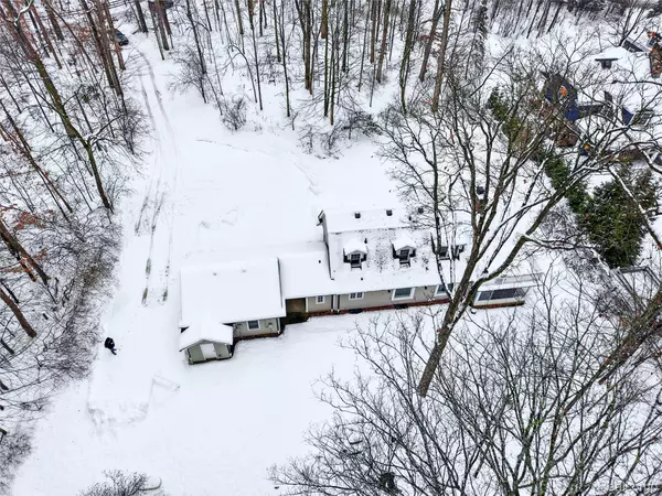 Franklin, MI 48025,24924 Riverwood DR