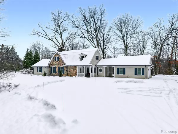 Franklin, MI 48025,24924 Riverwood DR