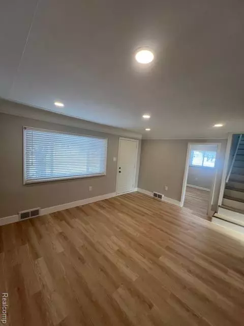 Warren, MI 48089,8732 Jewett AVE