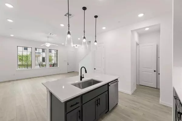 Mansfield, TX 76063,631 Blue Ridge Drive