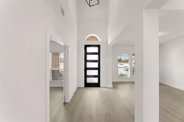 Desoto, TX 75115,804 Hidden Lakes Drive