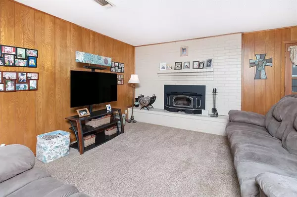 Brady, TX 76825,302 N Shore Drive