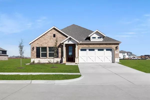2352 Bell Way, Forney, TX 75126