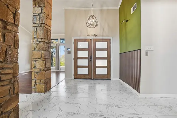 Fort Worth, TX 76112,704 Timberview Court N