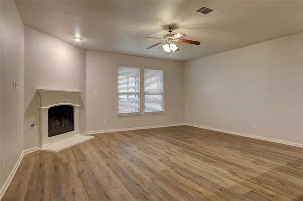 Wylie, TX 75098,1328 Hill View Trail