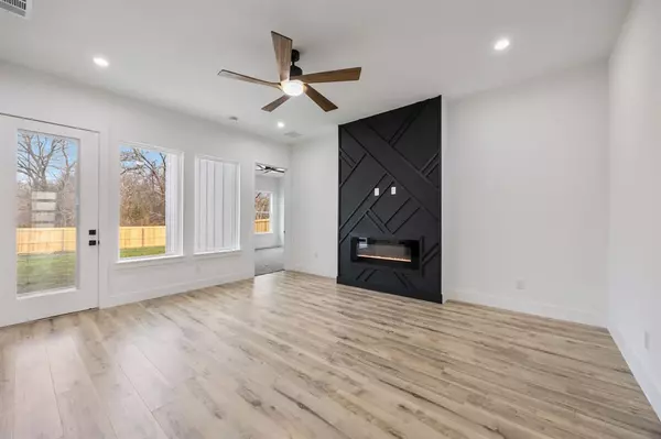 Dallas, TX 75253,2153 Echo Lake Drive