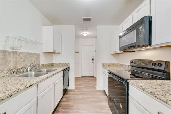 Dallas, TX 75215,3815 Spence Street