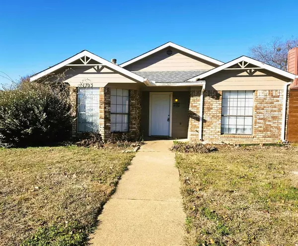 1703 Leroy Road, Dallas, TX 75217