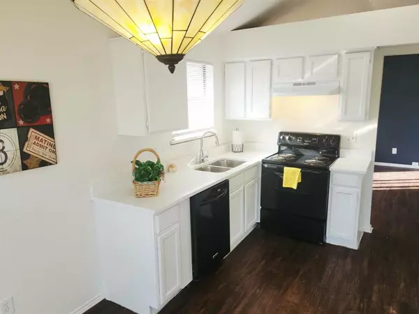 Dallas, TX 75217,1703 Leroy Road