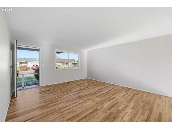 Woodburn, OR 97071,1386 VANDERBECK LN