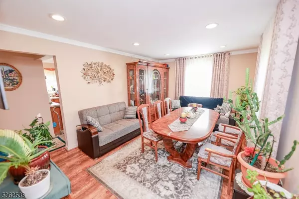 Clifton City, NJ 07012,136 Martin Ave