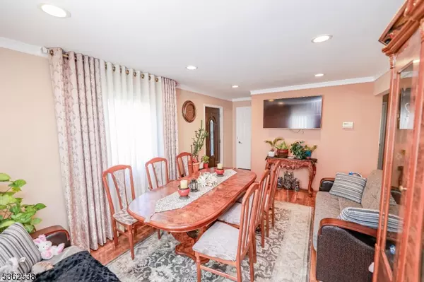 Clifton City, NJ 07012,136 Martin Ave