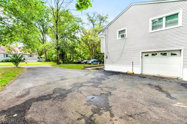 Lincoln Park Boro, NJ 07035,140 De Hart St