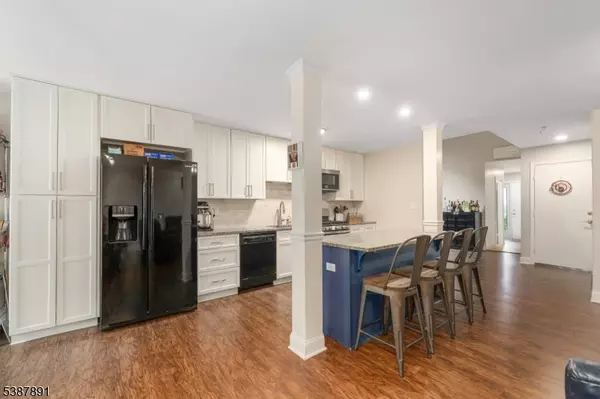 Raritan Twp., NJ 08822,402 Clark Cir