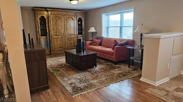 Roxbury Twp., NJ 07850,12 Ford Rd