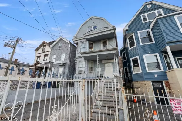 Newark City, NJ 07104,424 Summer Ave