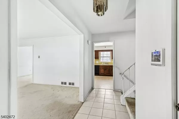 Mountainside Boro, NJ 07092,1104 SYLVAN LANE