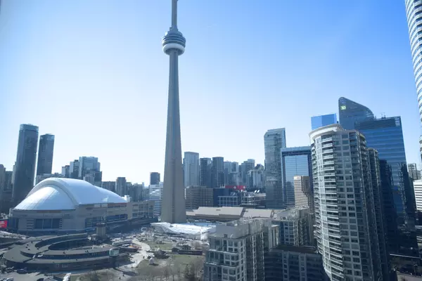 Toronto C01, ON M5J 2Y5,208 Queens Quay W #2712