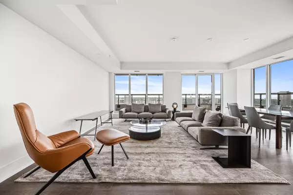 Toronto C13, ON M3C 0P7,30 Inn On The Park DR #2909