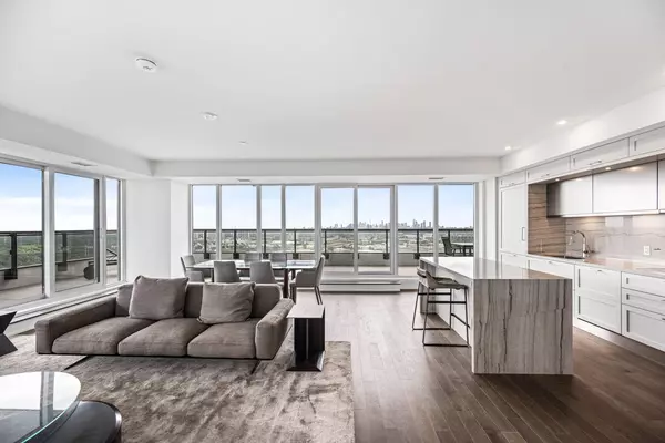 Toronto C13, ON M3C 0P7,30 Inn On The Park DR #2909