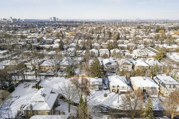 Toronto C14, ON M2N 4G9,2 Lailey CRES