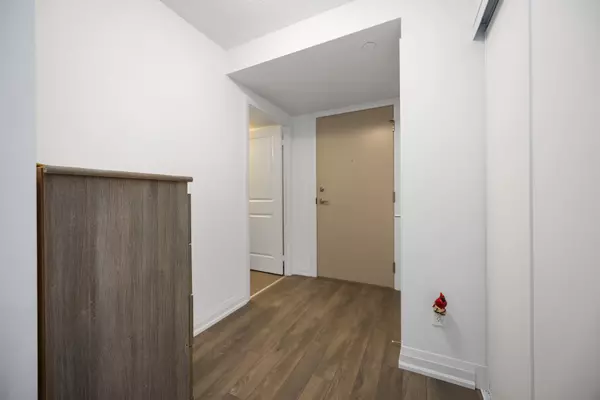 Toronto E09, ON M1G 0A9,20 Meadowglen PL #629