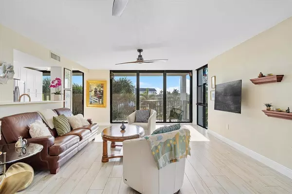 Fort Lauderdale, FL 33315,1201 River Reach Dr #403