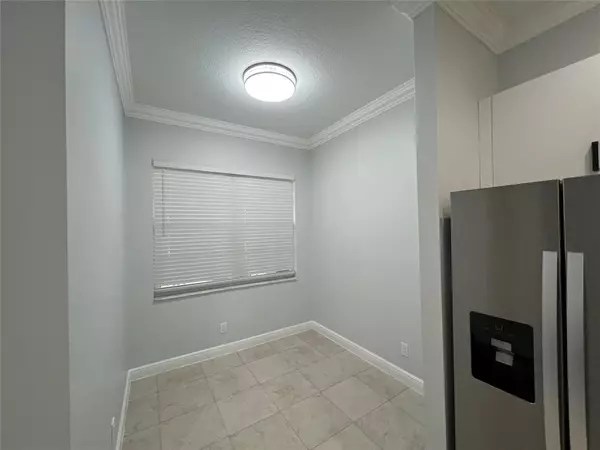 Davie, FL 33328,3318 Lakeside Dr