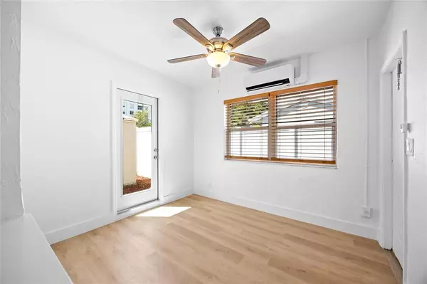 Fort Lauderdale, FL 33316,412 SE 16th St #6