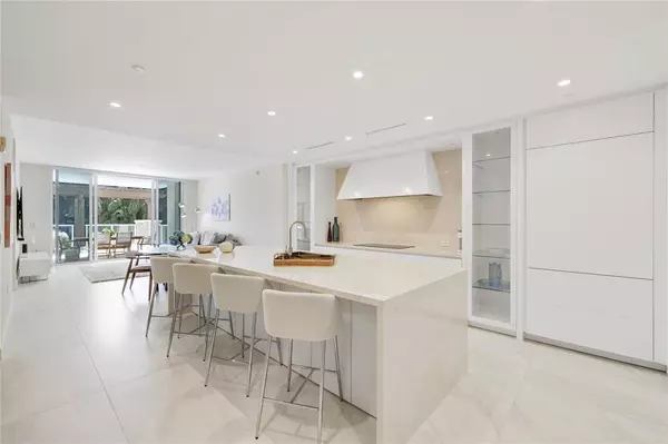 Boca Raton, FL 33432,220 SE Mizner #314