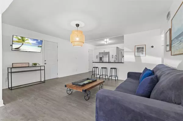 Miami, FL 33155,6375 SW 29th St