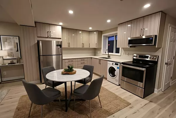 Richmond Hill, ON L4S 1E7,5 Tamara DR