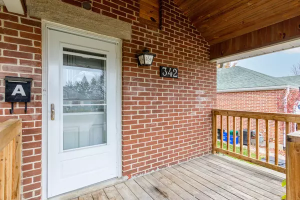 Orillia, ON L3V 2X1,342 Linwood AVE #A