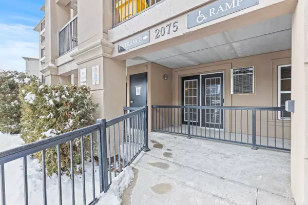 Burlington, ON L7L 7H3,2075 Appleby Line #407