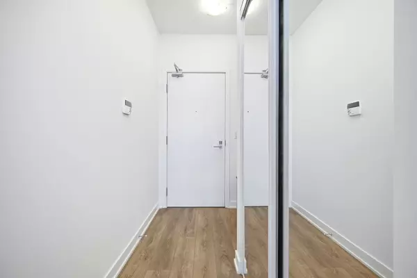 Mississauga, ON L5M 0Z1,4655 Glen Erin DR #1010