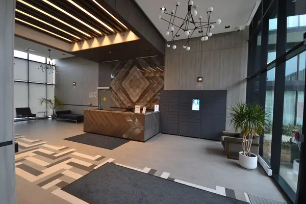 Burlington, ON L7T 0C7,1119 Cooke BLVD #B428