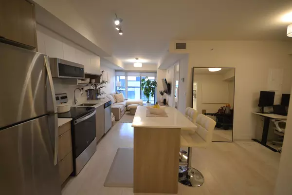 Burlington, ON L7T 0C7,1119 Cooke BLVD #B428