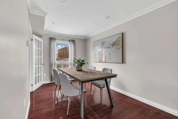 Mississauga, ON L5N 6A9,3390 Columbine CRES