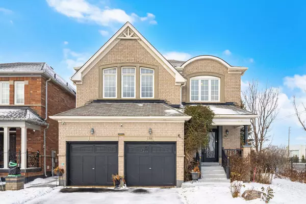 38 Lightcatcher CIR, Brampton, ON L6P 3P5