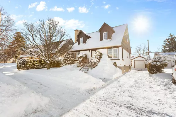 Overbrook - Castleheights And Area, ON K1K 1L6,576 Donald ST