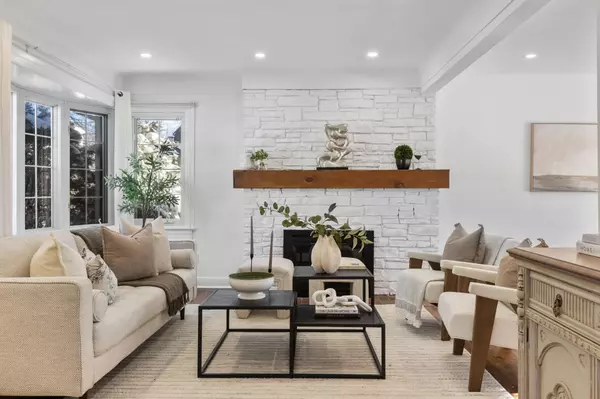 Overbrook - Castleheights And Area, ON K1K 1L6,576 Donald ST