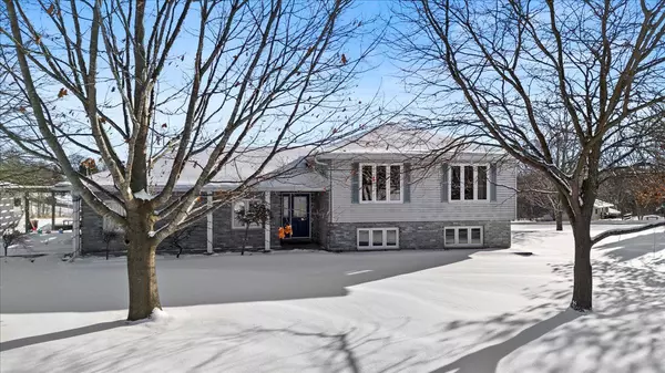 3 Cummings RD,  Elizabethtown-kitley,  ON K6T 1B4