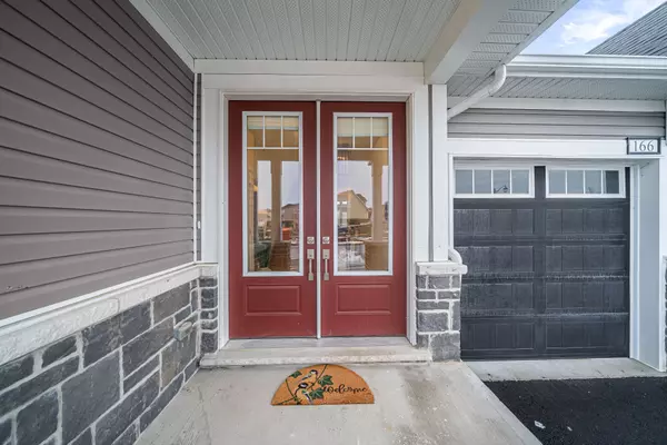 Loyalist, ON K0H 1G0,166 Country Club DR