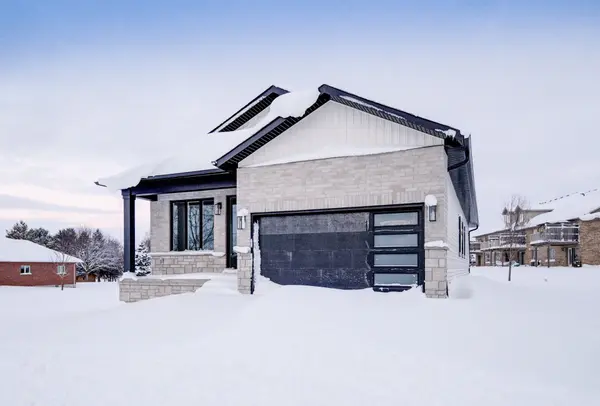 Wellington North, ON N0G 2L3,647 Martin ST