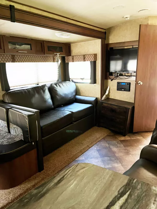 Bluewater, ON N0M 1G0,6 Lighthouse Cove RD