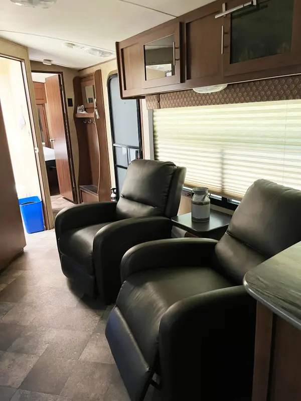 Bluewater, ON N0M 1G0,6 Lighthouse Cove RD