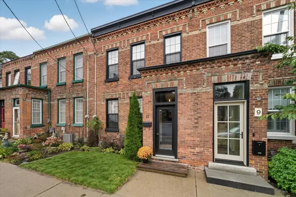 Port Hope, ON L1A 3K7,11 Bramley ST N